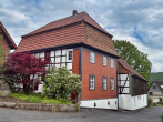 Straßenansicht - Vielseitig nutzbares Objekt mit Charme