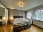 geräumiges Elternschlafzimmer - Bezauberndes Ein- bis Zweifamilienhaus in Offensen