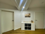 Großzügiger Flur - Exklusive Wohnung mit Erdwärme!