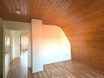 Schlafzimmer mit Blick zum Flur - Helle Wohnung mit Sonnenbalkon in Geismar