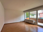 Große Fensterfronten - Wohnung im unteren Ostviertel – Frei!