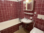 Badezimmer mit Waschmaschinenanschluss - Apartment vis-à-vis des Uniklinikums