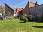Aussenansichten - Flexibles Stadthaus in zentraler Lage von Dransfeld – Wohnen oder investieren