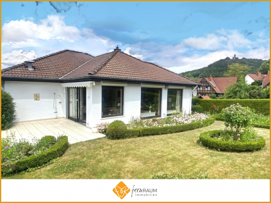 Einfamilienbungalow mit Traumgarten – Plesseblick inklusive, 37120 Bovenden, Einfamilienhaus