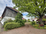 Zufahrt Straßenansicht - Vielseitig nutzbares Objekt mit Charme